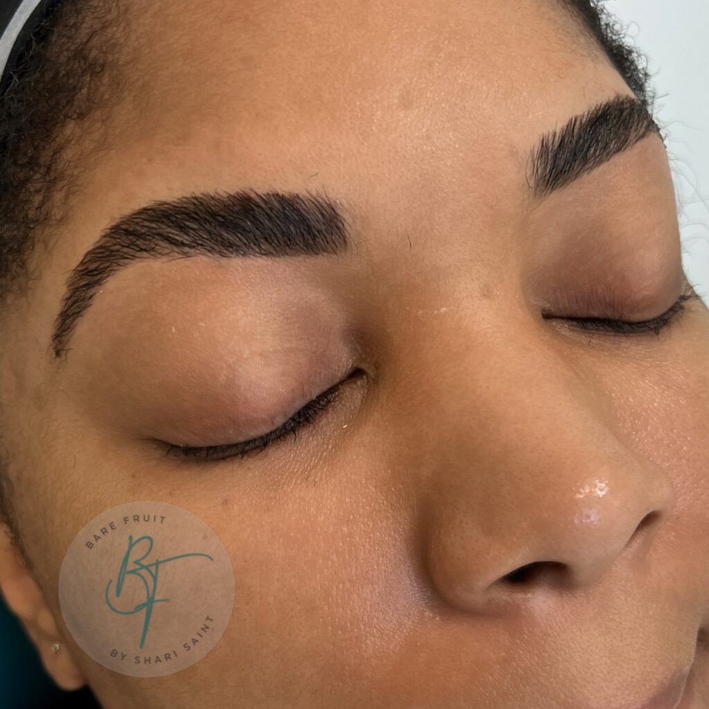Brow Lamination on Curly Hairs